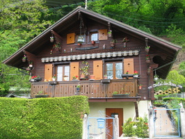 2006 05-Montreux Mountain Chalet